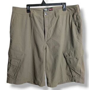 Under Armor Shorts Cargo Men Size 40 Ripstop Nylon Lightweight Khaki Green/Brown